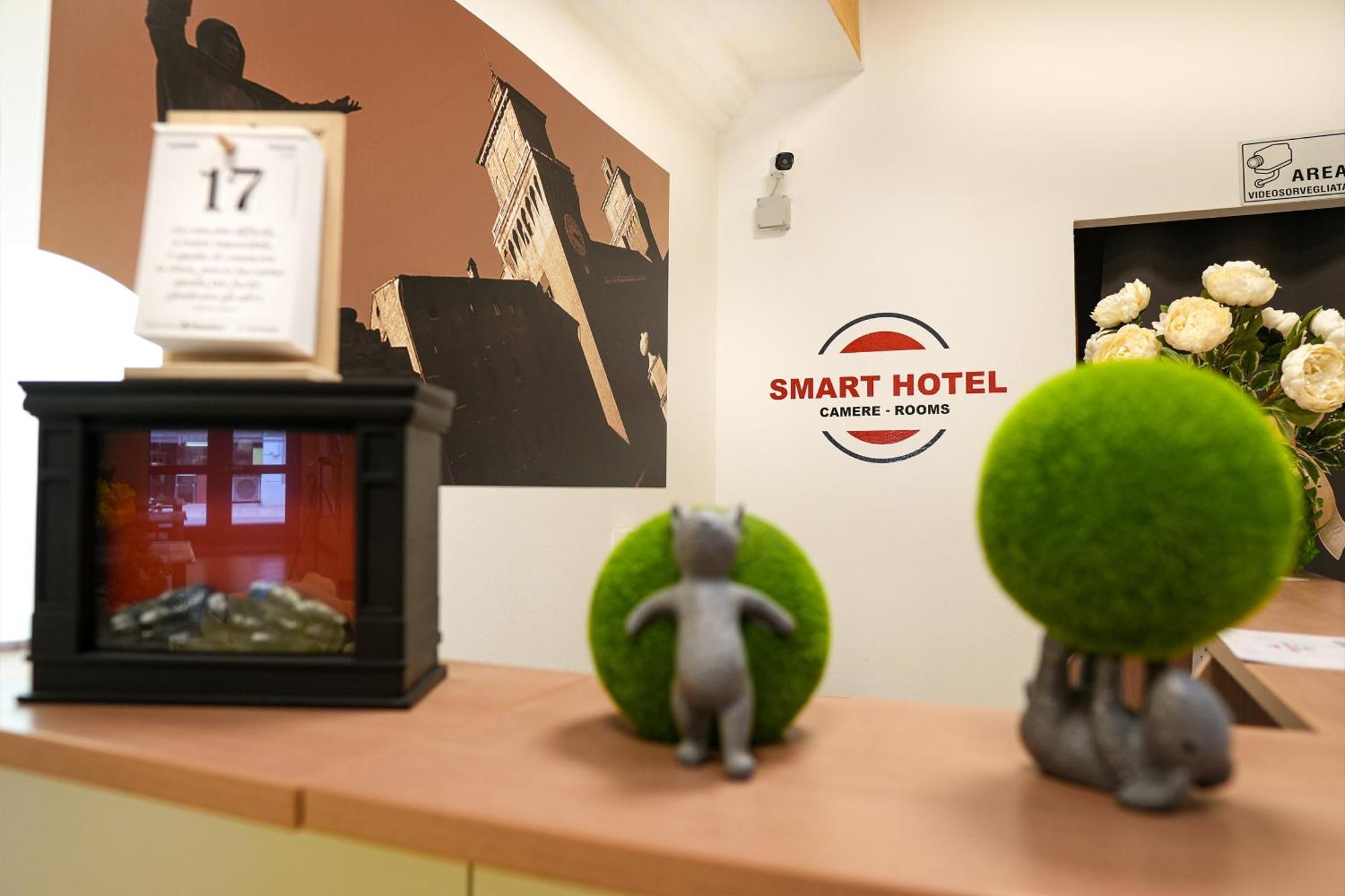 Smart Hotel Ferrara Exterior foto