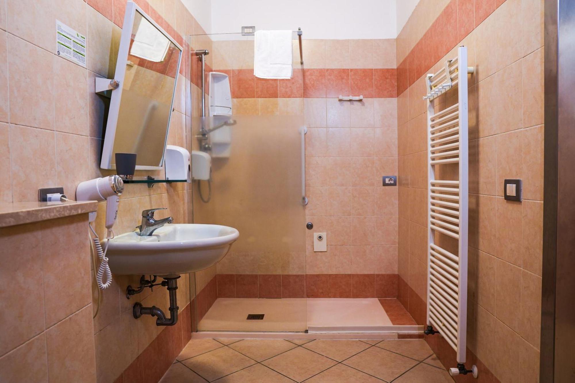 Smart Hotel Ferrara Exterior foto
